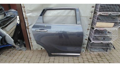 Дверь задняя правая  