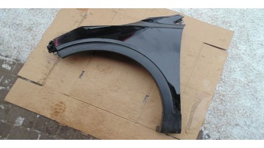 Крыло переднее левое  