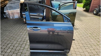 Дверь передняя правая  