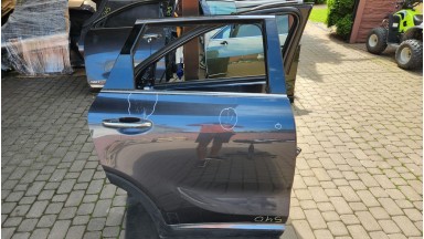 Дверь задняя правая  